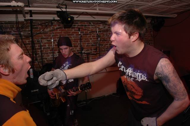 [over the top on Mar 8, 2005 at Muddy River Smokehouse (Portsmouth, NH)]