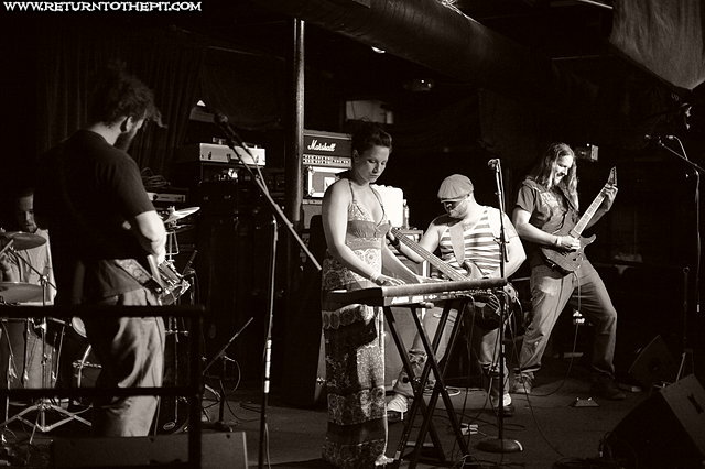 [peruns shore on Jun 1, 2008 at Club Hell (Providence, RI)]