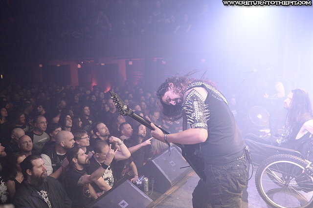 [possessed on Sep 13, 2019 at Club Soda (Montreal, QC)]