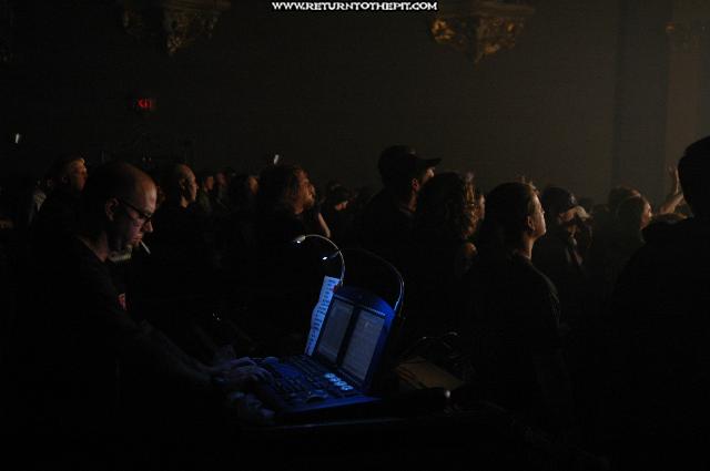 [randomshots on Nov 16, 2004 at the State Theater (Portland, ME)]