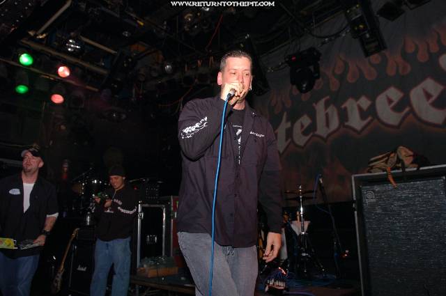 [randomshots on Nov 25, 2005 at Toad's Place (New Haven, CT)]