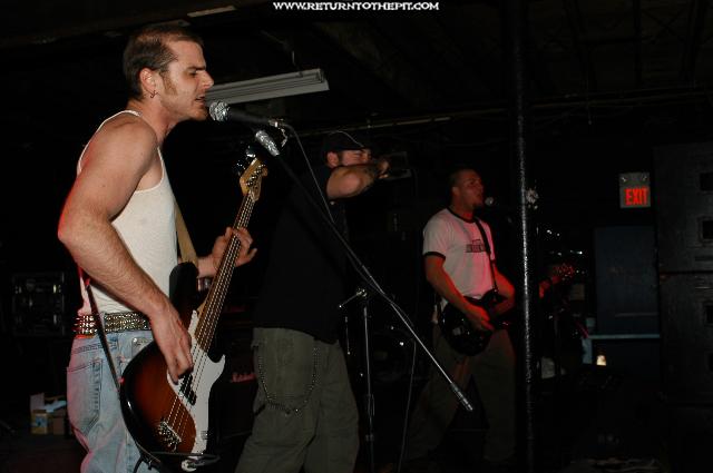 [reason to fight on Jun 3, 2004 at the Living Room (Providence, RI)]