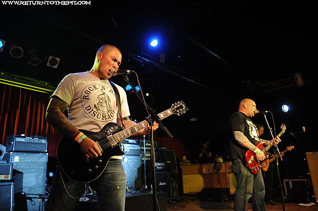 [revilers on Aug 29, 2010 at Club Lido (Revere, MA)]