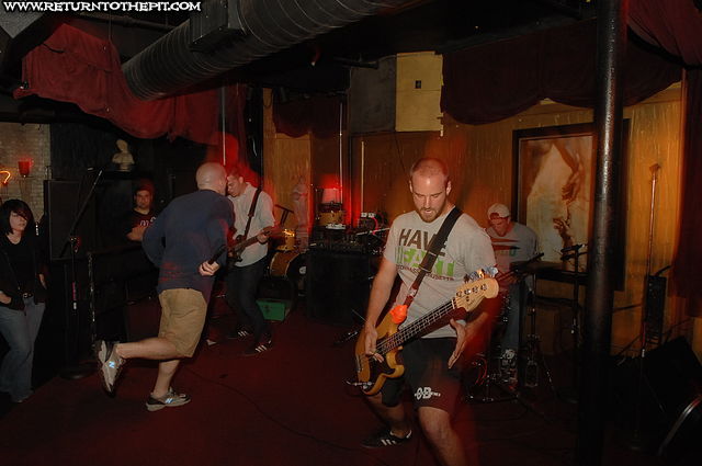 [shipwreck on Sep 1, 2007 at Club Hell (Providence, RI)]