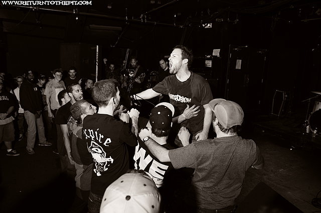 [shipwreck on Oct 27, 2012 at the Palladium (Worcester, MA)]