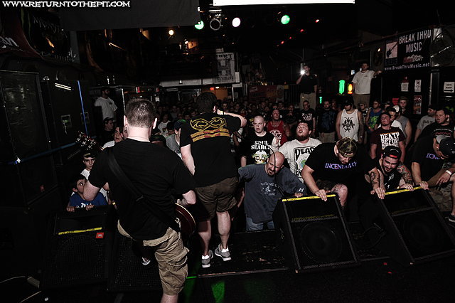 [shipwreck on Apr 21, 2012 at the Palladium - Secondstage (Worcester, MA)]