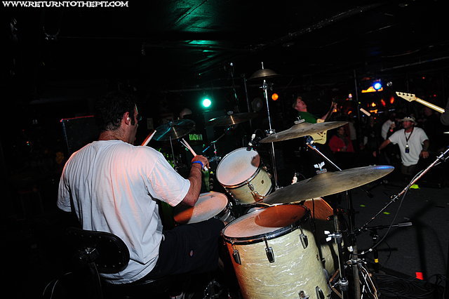 [space humpin on Sep 17, 2011 at Middle East (Cambridge, MA)]