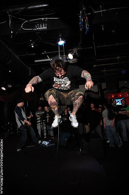 [strength for a reason on May 9, 2009 at Club Hell (Providence, RI)]