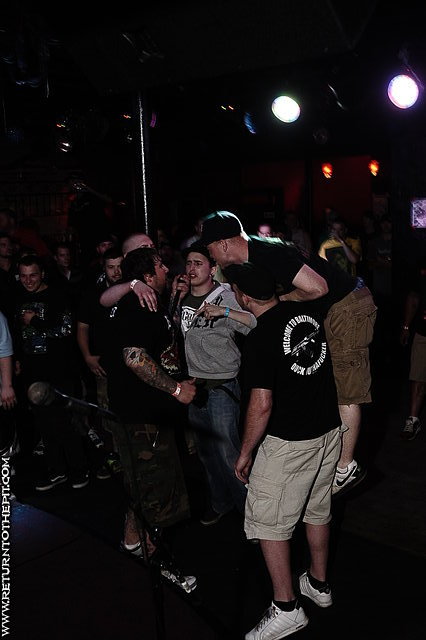 [strength for a reason on May 9, 2009 at Club Hell (Providence, RI)]