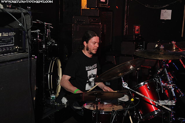 [strong intention on Mar 27, 2008 at Middle East (Cambridge, Ma)]