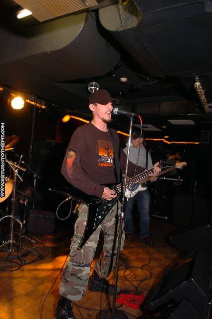 [target remains on Nov 19, 2005 at Club 125 - second stage(Bradford, Ma)]
