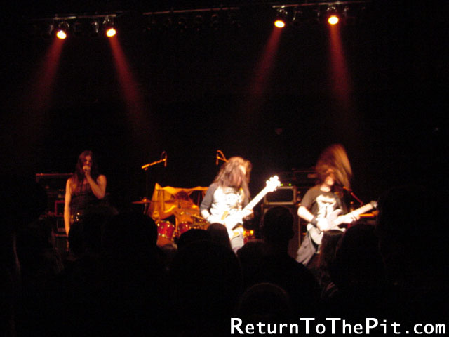 [the crown on Aug 19, 2000 at The Palladium (Worcester, MA)]