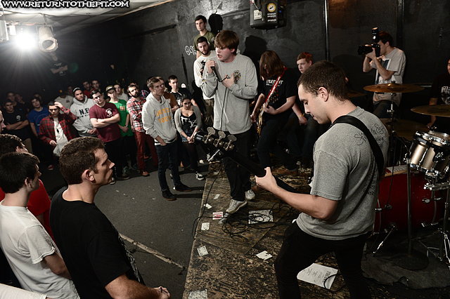 [the life of jeff reily on Dec 1, 2012 at Anchors Up (Haverhill, MA)]