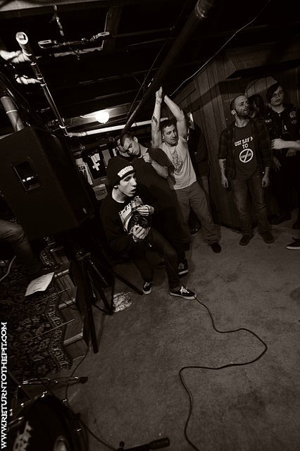 [the nasty on Apr 13, 2013 at Tino's Basement (Dover, NH)]