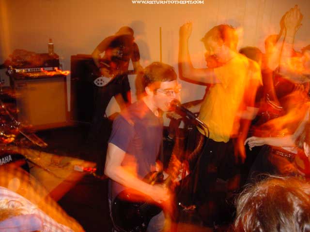 [the western sky on Jun 6, 2002 at Compassionate Connections (Manchester, NH)]
