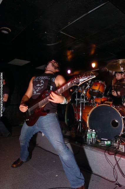 [unearth on Nov 18, 2005 at Cabot st. (Chicopee, Ma)]