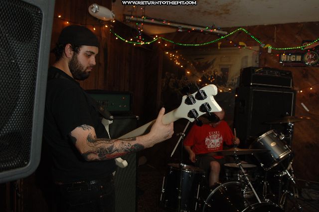 [unearthly trance on Sep 1, 2006 at O'Briens Pub (Allston, Ma)]