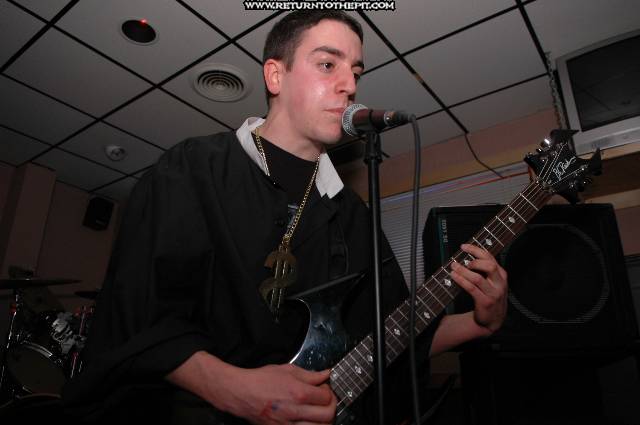 [unholy trinity on Mar 25, 2005 at Dee Dee's Lounge (Quincy, Ma)]