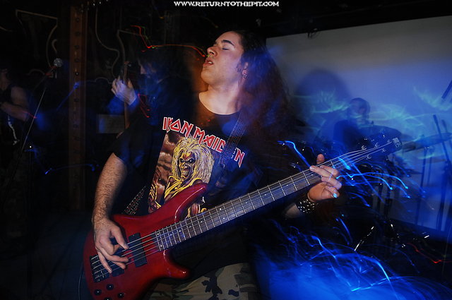[zircon on Dec 7, 2006 at Ralph's Chadwick Square Rock Club (Worcester, MA)]